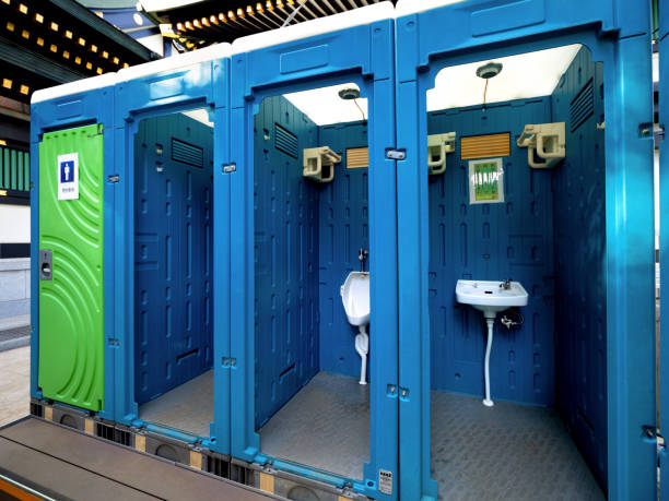 Portable Toilet Options We Offer in Blue Jay, OH